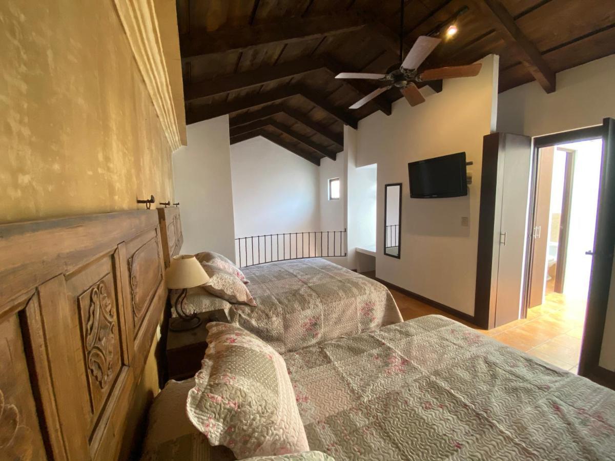 Suite Don Pedro: Hermoso Loft Con Parqueo Gratis! Антигуа-Гватемала Экстерьер фото